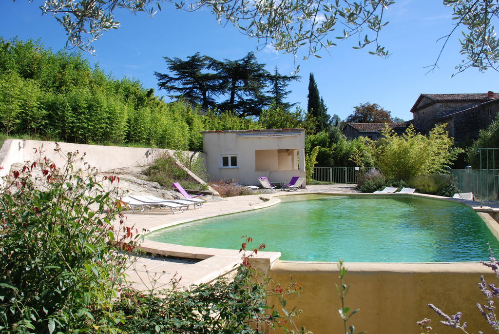 Les Jardins Du Mas Evesque Bed & Breakfast Rousson  Room photo
