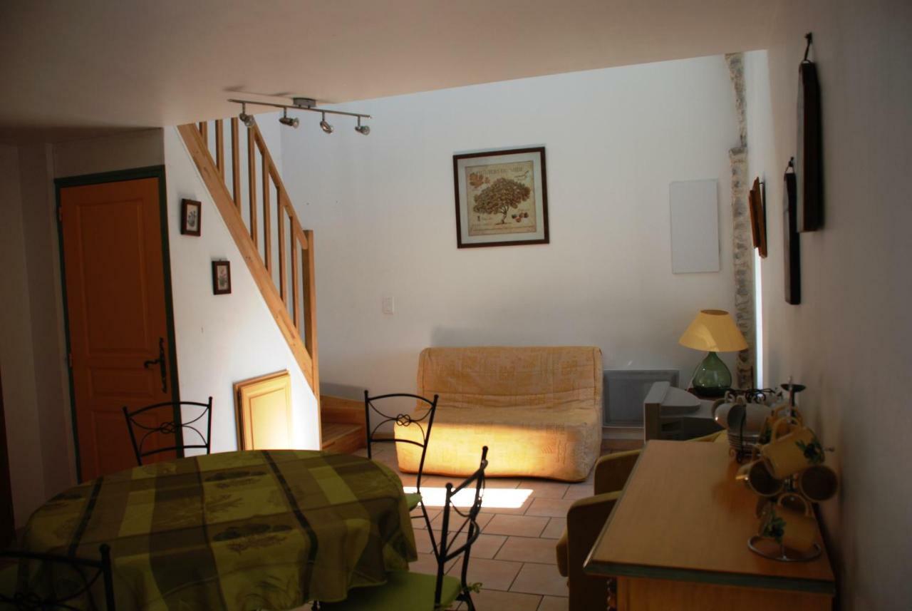 Les Jardins Du Mas Evesque Bed & Breakfast Rousson  Exterior photo