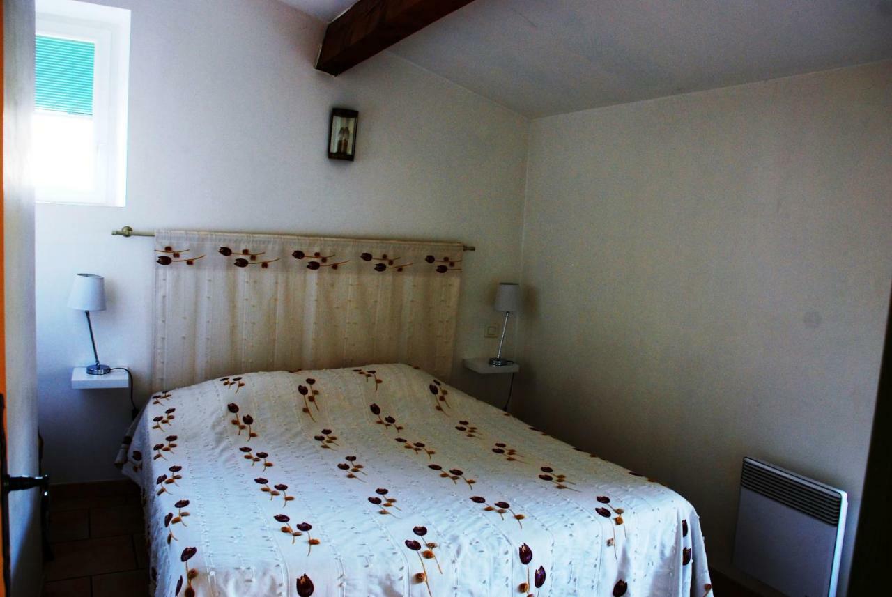 Les Jardins Du Mas Evesque Bed & Breakfast Rousson  Exterior photo